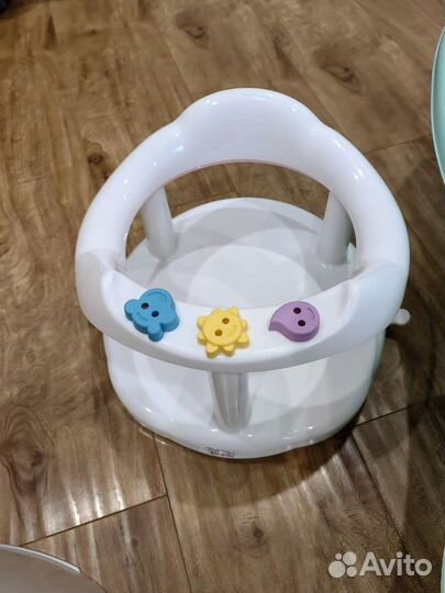 Ванночка для купания с подставкой