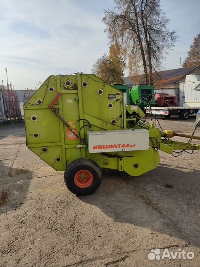 Пресс-подборщик Claas Rollant 44, 1990