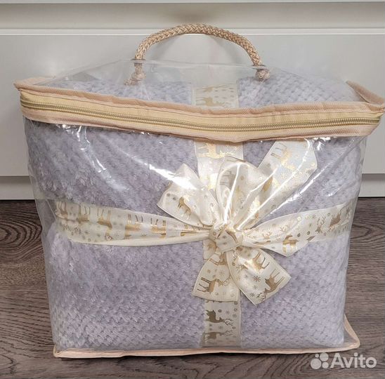 Новый плед молочный, серый на кровать