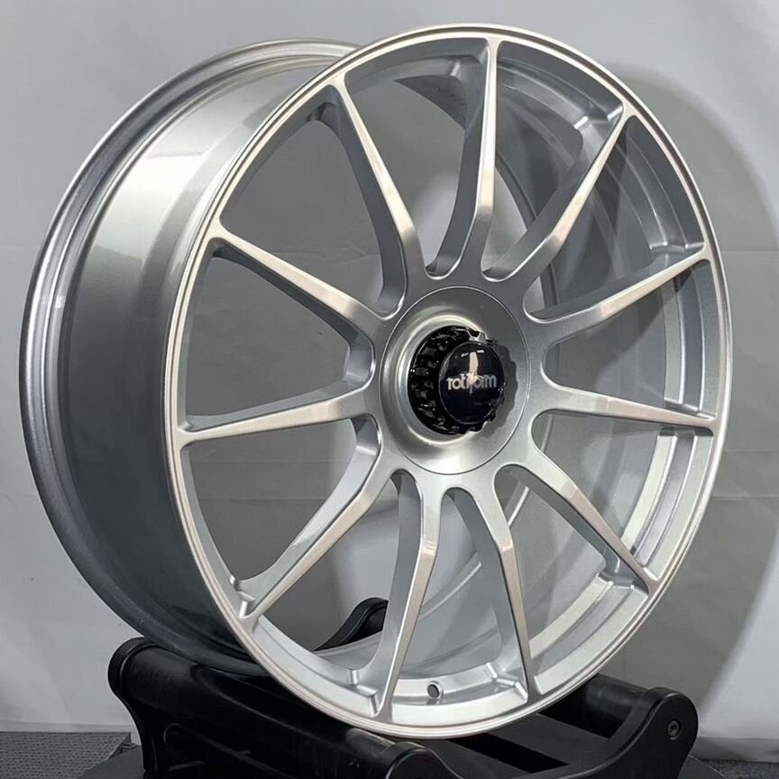 Кованые диски Rotiform DTM 8.5×R21 5×112