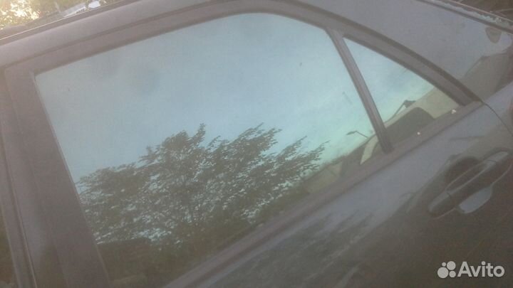 Стекло Lexus RX300 1998-2003