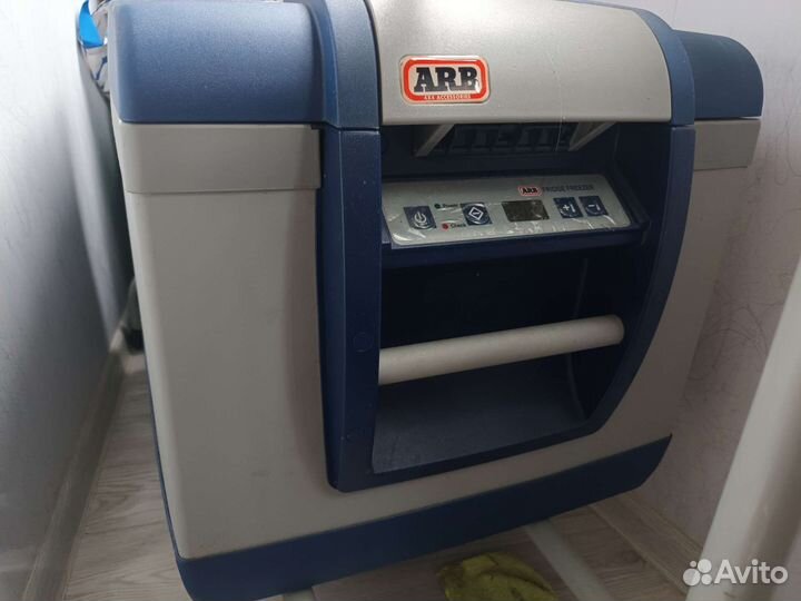 Автомобильный холодильник ARB Freezer Fridge