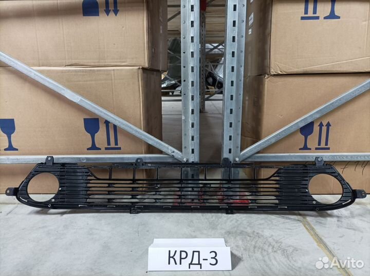 Решетка в бампер нижняя Kia Cerato 4