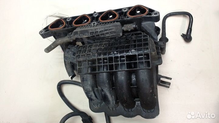 Коллектор впускной Seat Altea, 2010