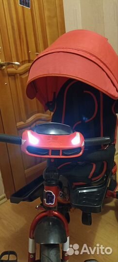 Велосипед трёхколёсный с родительской ручкой