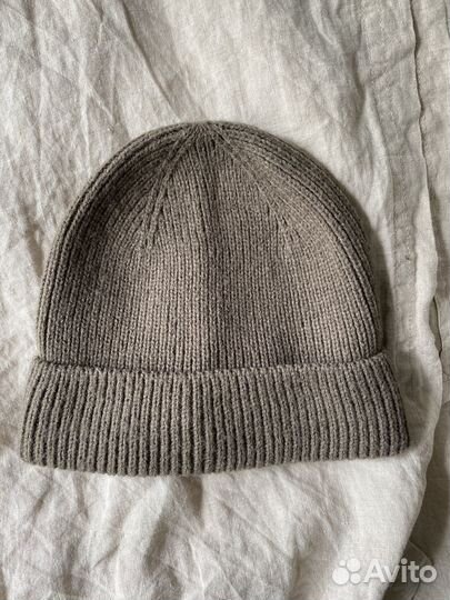 Шапка бини ASOS как новая оригинал