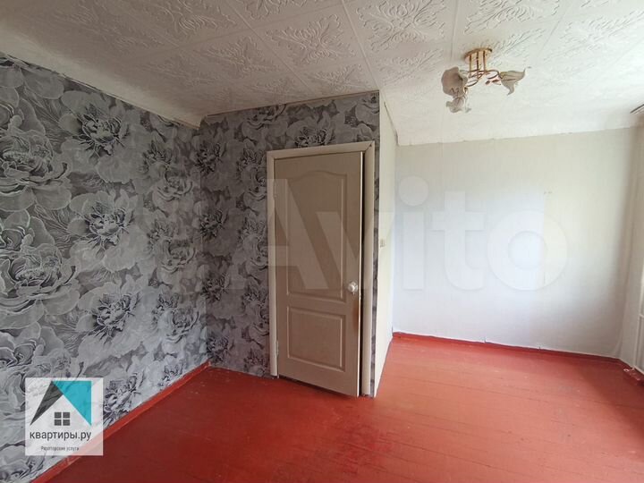 Комната 30 м² в 4-к., 3/5 эт.