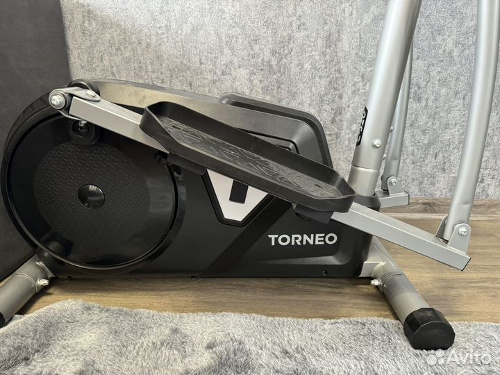 Эллипсоидный тренажер Torneo