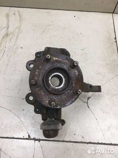 Кулак поворотный передний левый Ford Focus