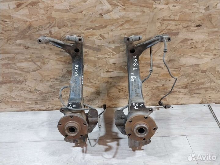 Поворотный кулак Volkswagen Passat B5