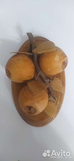 Панно из дерева яблоки