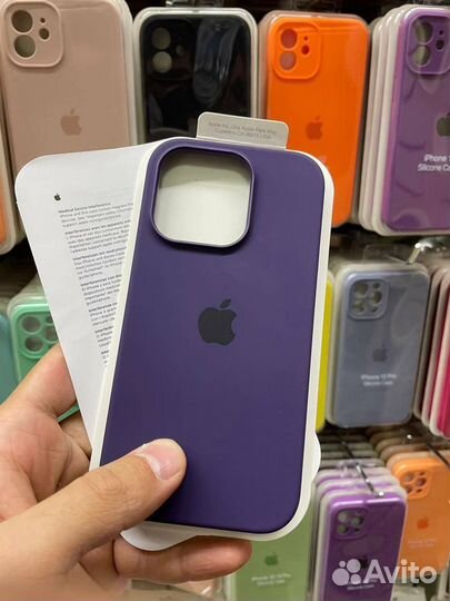 Чехол на iPhone