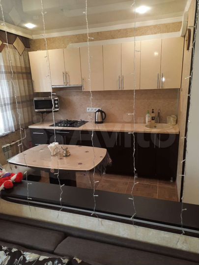 2-к. квартира, 54 м², 4/9 эт.