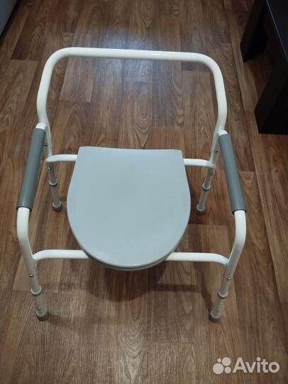 Гигиенический стул