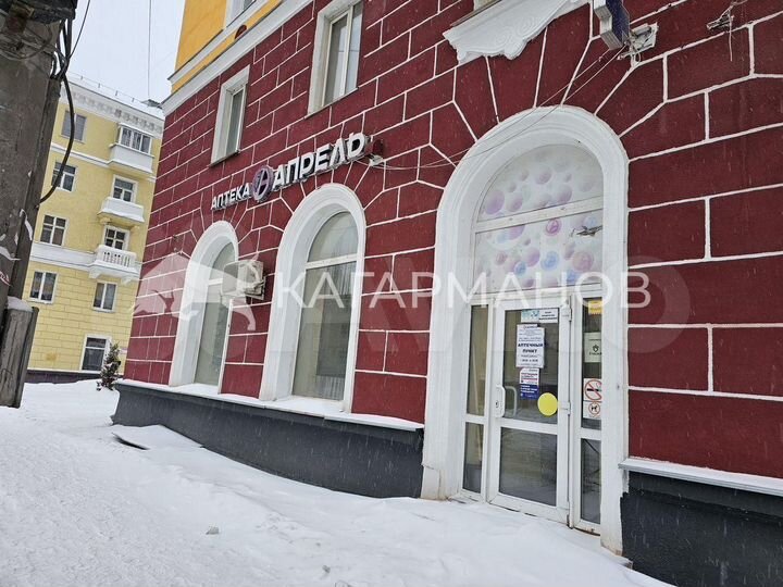 Аренда на первой линии, 118,9м²