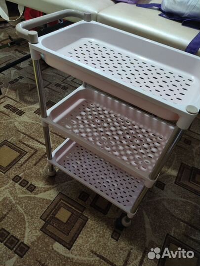 Тележка парикмахерская