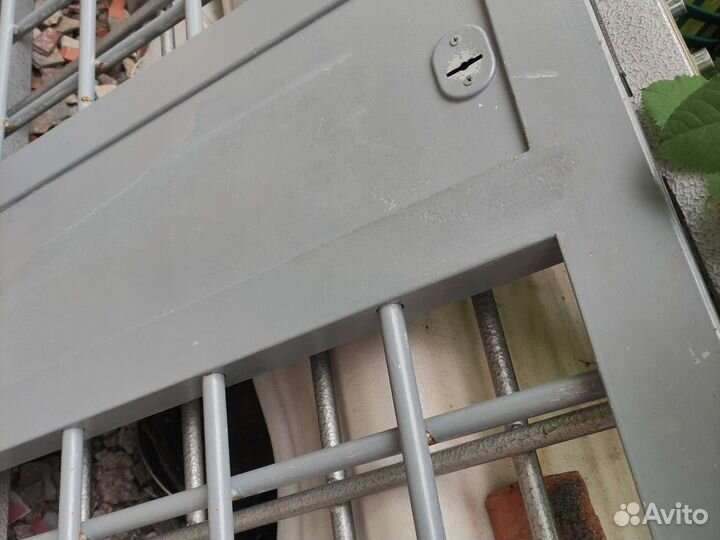 Дверь решетка металл