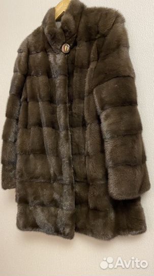 Шуба женская натуральная 46