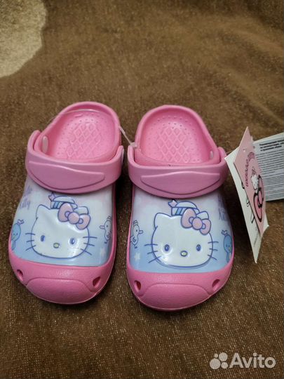 Шлепки новые