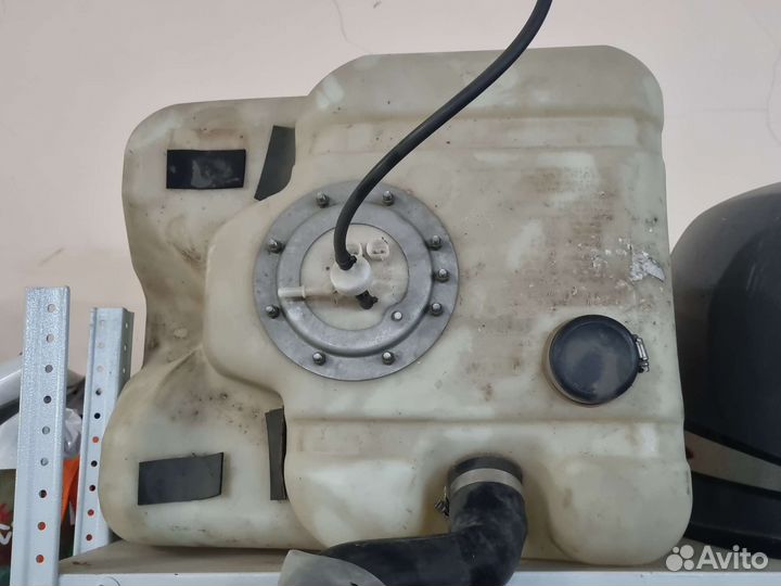 Бак топливный гидроцикла yamaha GP1300R