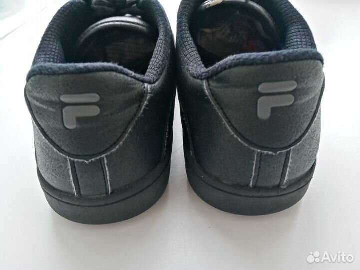 Кроссовки Фила. Р. 39