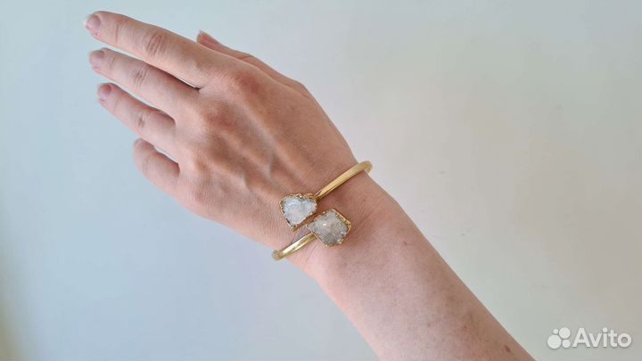 Браслет с кварцем (горный хрусталь)