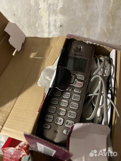 Телефон philips