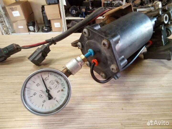 Компрессор пневмоподвески Range Rover