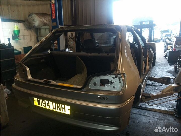 Разбор на запчасти Peugeot 306