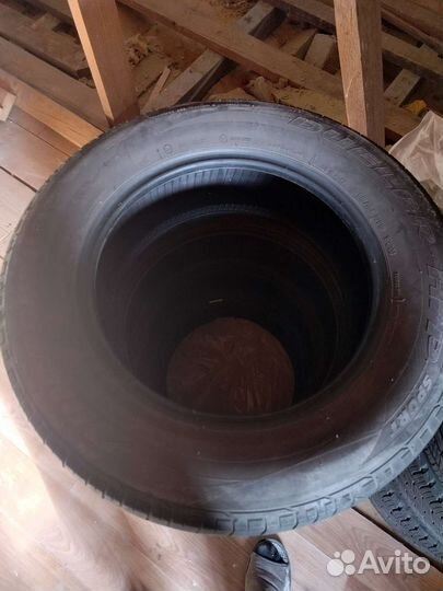 Bridgestone Blizzak WS-70 215/65 R16