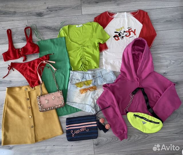 Женские вещи 42 44 летние сумка очки купальник