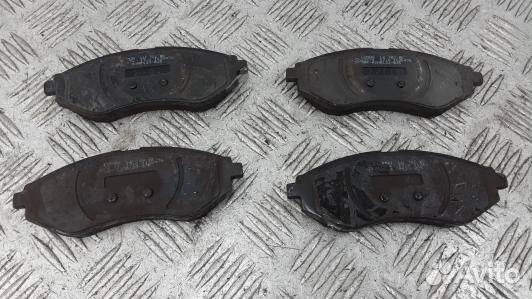 Тормозные колодки передние левые chevrolet aveo 1 (BBR07LC01)