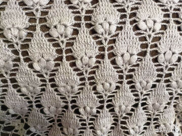 Платок вязаный, ручная работа