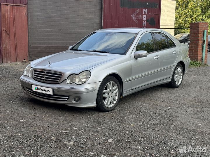 Mercedes-Benz C-класс 2.5 AT, 2006, 245 000 км