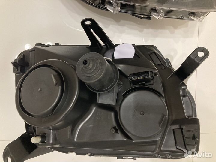 Фара (1шт) Renault Duster (2010-2015)