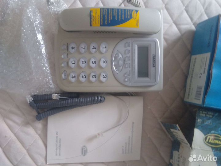 Телефонный аппарат новый