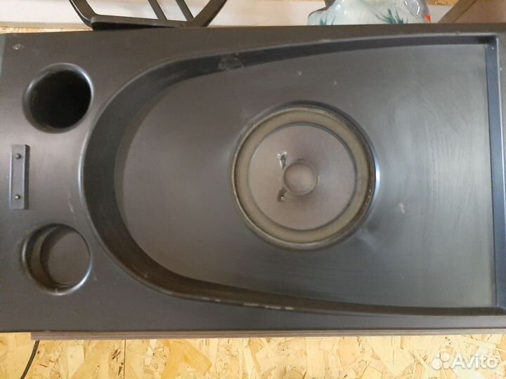 Музыкальный центр