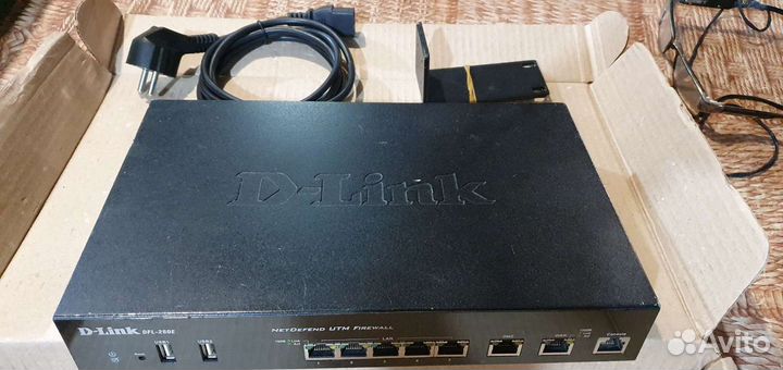 Маршрутизатор межсетевой (Firewall) D-Link DFL-260
