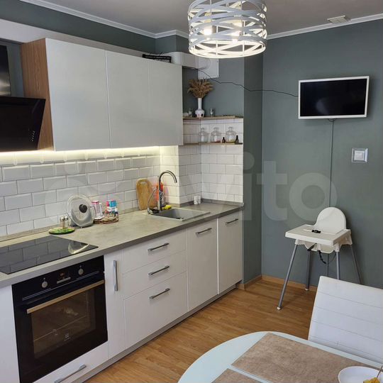 3-к. квартира, 84 м², 4/17 эт.