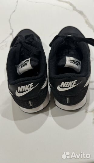 Кроссовки Nike