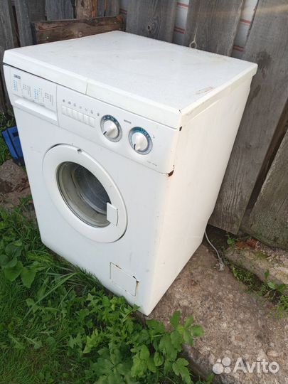 Стиральная машина на запчасти zanussi