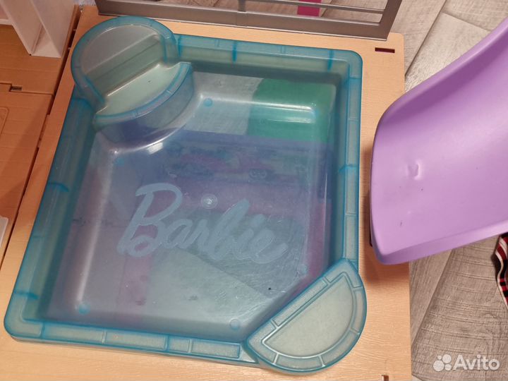 Большой кукольный домик