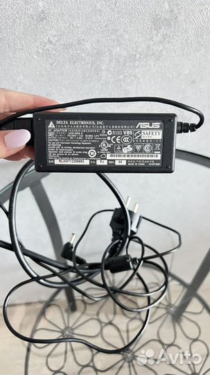 Блок питания для ноутбука asus 19V 3.42A