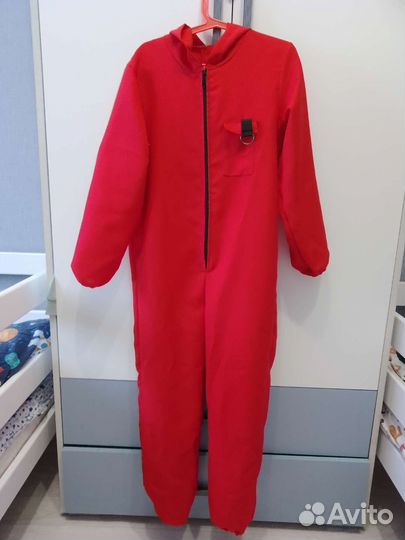 Костюм из игры кальмара