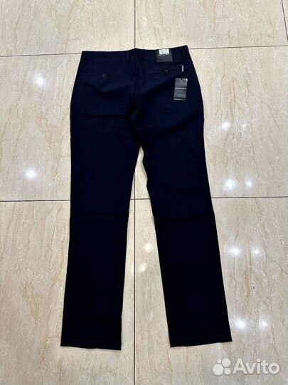 Брюки Armani Новые