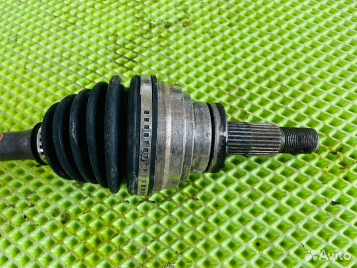 Привод передний левый Toyota Camry SV30 4SFE 1994