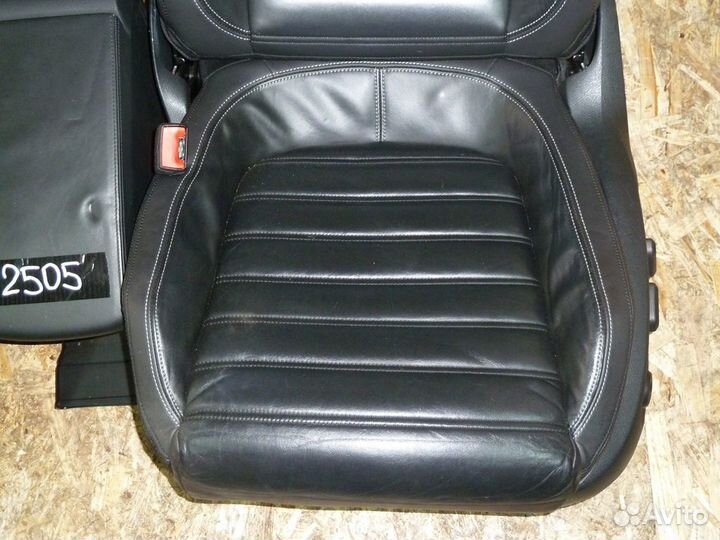 Кожаные сиденья Volkswagen Passat CC (B6)