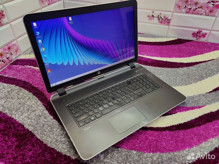 Ноутбук с 17.3 дюйма HP pavilion Intel Core i5