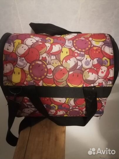 Переноска для кошек и маленьких собак