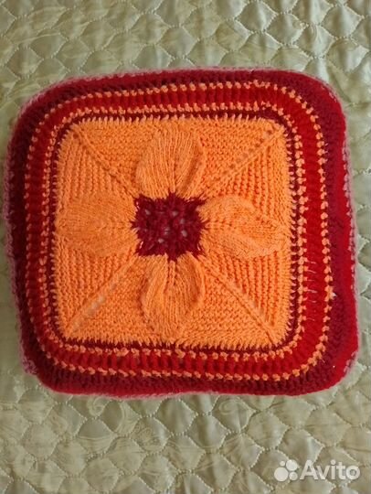 Декоративные подушки вязанные